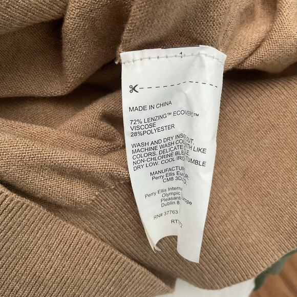 Perry Ellis Turtleneck Sweater Long Sleeve Women's Size L Camel Soft 80s Style - Picture 4 of 4